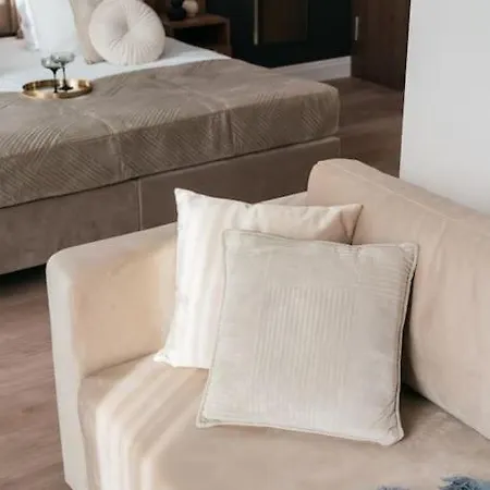 Deluxe Two-bedroom With Old Town View Krakau